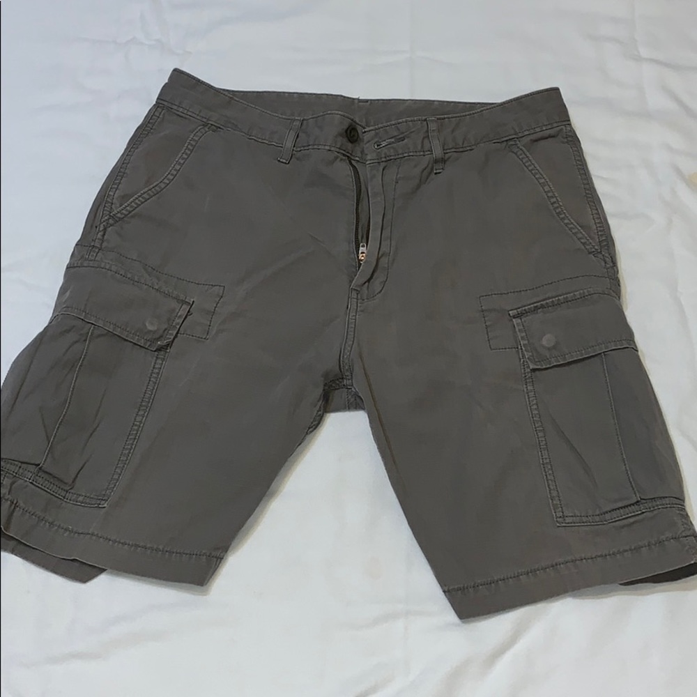 Shorts - Picture 2 of 4